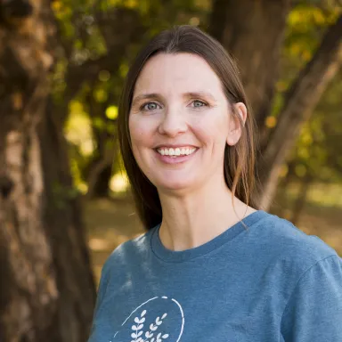 Kelly Edwards, Office Manager