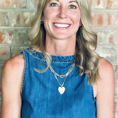 Mindi Robertson, 2nd Grade Teacher